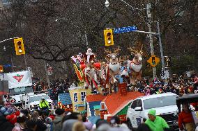 Santa Claus Parade - Toronto, Canada