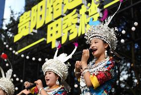 Roadside Concert in Guiyang