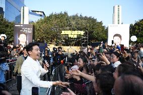 Roadside Concert in Guiyang