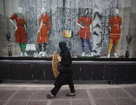 Daily Life In Tehran