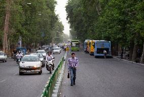 Daily Life In Tehran