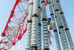 Wuhan - Nanchang UHV Line Construction