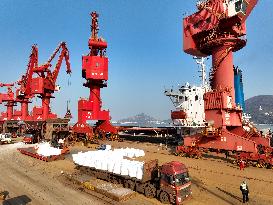 Fertilizer Import in Lianyungang Port