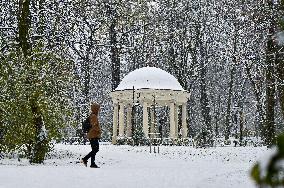 Snowfall in Lviv