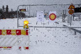 Vaalimaa border check point between Finland and Russia