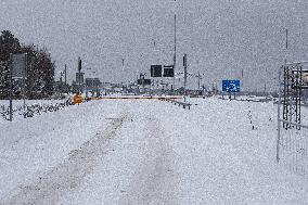 Vaalimaa border check point between Finland and Russia