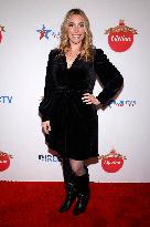 Stars From 'It's A Wonderful Lifetime' Honor Blue Star Families Military Spouses - LA