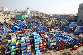 Barrels recycling - Bangladesh