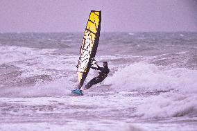 Wind Surf In Tuscany Spot
