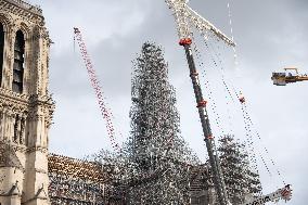 New Notre-Dame Spire Takes Shape - Paris
