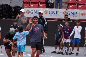 Children's Tennis Clinic - Mexico City