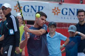 Children's Tennis Clinic - Mexico City