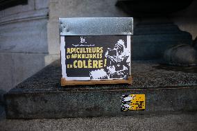 Beekeepers Demonstration - Paris