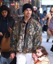 Joe Jonas Out With Daughters - NYC