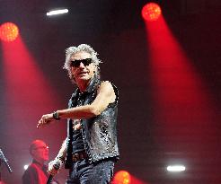 Ligabue Indoor Tour 2023 concert in Messina