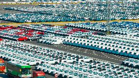 Vehicles Export in Suzhou Port