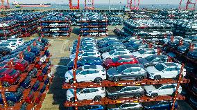 Vehicles Export in Suzhou Port