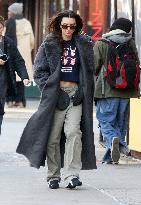 Emily Ratajkowski Out And About - NYC