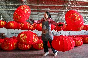 China Manufacturing Industry Red Lantern