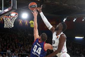 FC Barcelona v LDLC Asvel Villeurbanne - Turkish Airlines EuroLeague