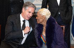 46th Annual Kennedy Center Honors Formal Group Photo