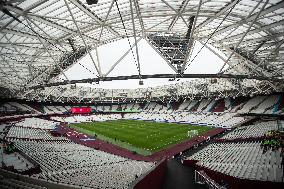 West Ham United v Crystal Palace - Premier League