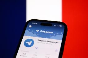 Messenger Apps In France Photo Illustrations