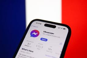 Messenger Apps In France Photo Illustrations