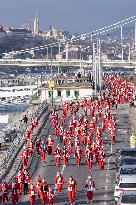 HUNGARY-BUDAPEST-SANTA RUN