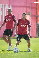 SLBenfica training