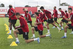 Benfica training
