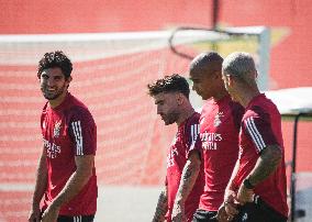 SLBenfica training