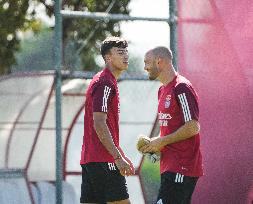 SLBenfica training