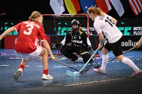 (SP)SINGAPORE-FLOORBALL-IFF WOMEN'S WORLD CHAMPIONSHIPS-DENMARK VS ESTONIA