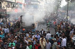 Protesters Set Fire To A Bus - Dhaka