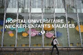 Press Visit To CRCM At Necker Hospital - Paris