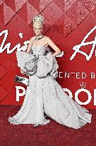 The Fashion Awards 2023 - Red Carpet - London