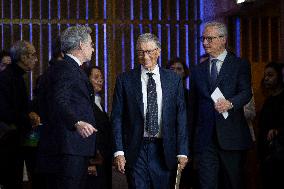 Bill Gates At Rendez-Vous de Bercy - Paris