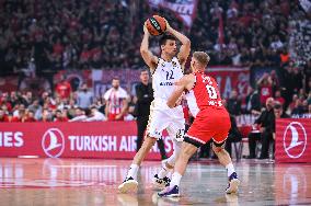 Olympiacos Piraeus v Real Madrid - Turkish Airlines EuroLeague