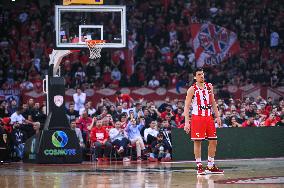 Olympiacos Piraeus v Real Madrid - Turkish Airlines EuroLeague