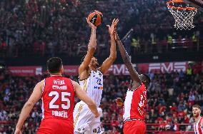 Olympiacos Piraeus v Real Madrid - Turkish Airlines EuroLeague