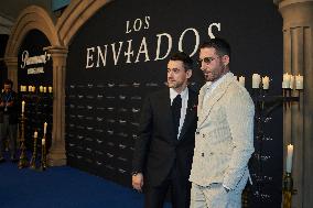 Los Enviados Tv Series Premiere