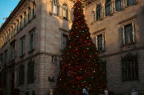 Christmas Atmosphere In Barcelona