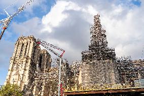 The Cross Of Notre-Dame De Paris Placed At The Top - Paris