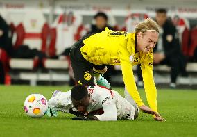 (SP)GERMANY-STUTTGART-FOOTBALL-GERMAN CUP-STUTTGART VS DORTMUND
