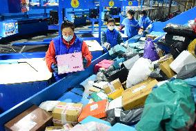 An Express Transfer Center in Lianyungang