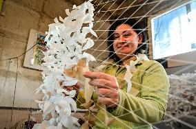 Making winter camouflage netting in Zaporizhzhia