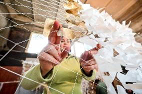 Making winter camouflage netting in Zaporizhzhia