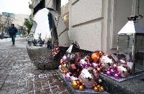 Christmas decorations in Kyiv streets