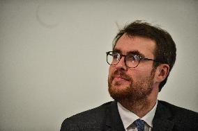 Press Conference On A Food Waste Collection And Recycling Plan - Paris